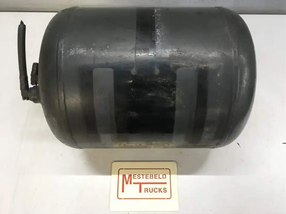 Mercedes-Benz Luchtketel Arocs - Rezerves daļa - Kravas automašīna: foto 1 Mercedes-Benz Luchtketel Arocs - Rezerves daļa - Kravas automašīna: foto 1