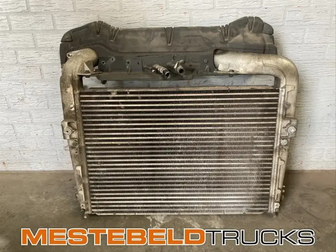 Scania Intercooler P230 - Interkūlers - Kravas automašīna: foto 1 Scania Intercooler P230 - Interkūlers - Kravas automašīna: foto 1