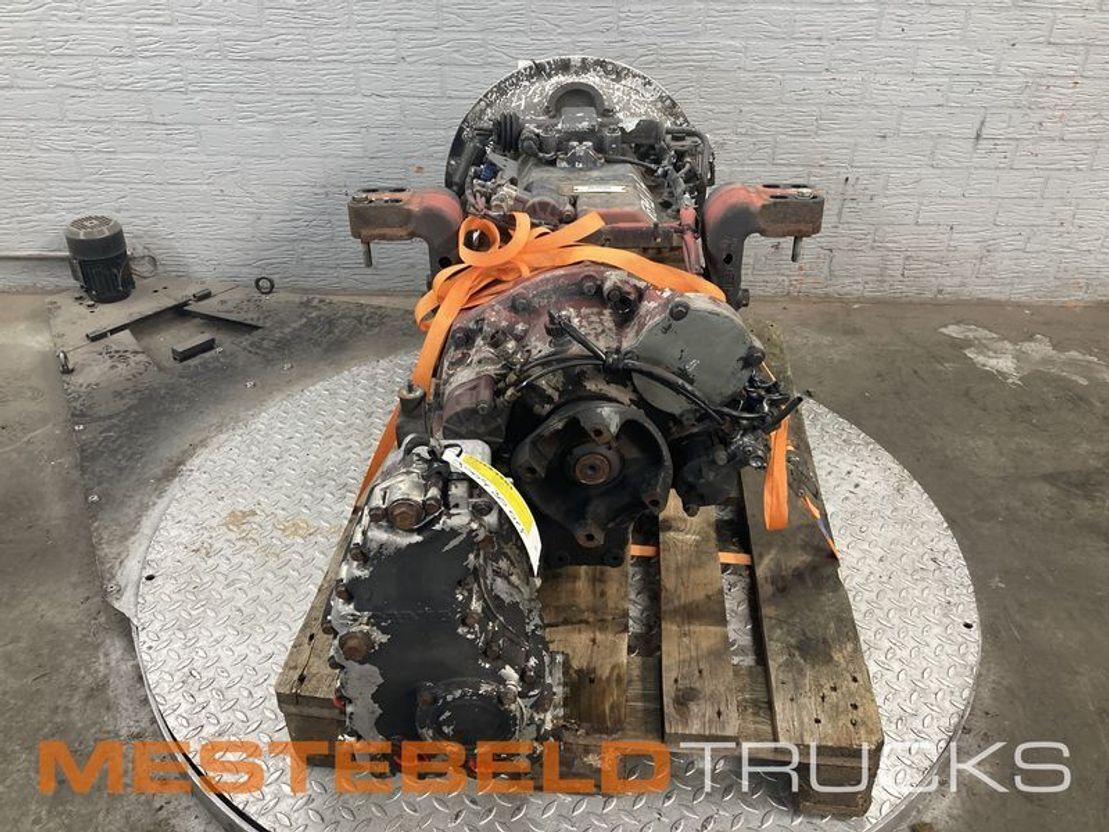Scania Versnellingsbak GRS 890 R mechanisch - Pārnesumkārba - Kravas automašīna: foto 2 Scania Versnellingsbak GRS 890 R mechanisch - Pārnesumkārba - Kravas automašīna: foto 2