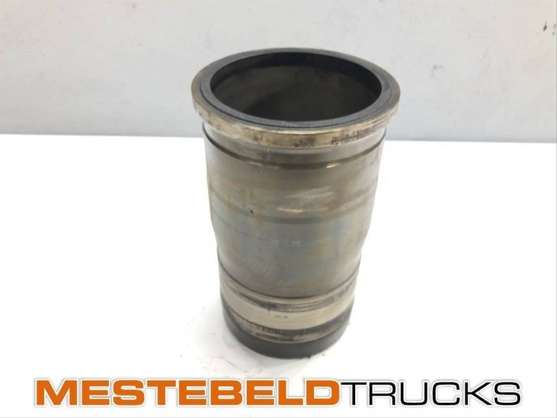 Volvo Cilindervoering D13K - Dzinējs un rezerves daļas - Kravas automašīna: foto 1 Volvo Cilindervoering D13K - Dzinējs un rezerves daļas - Kravas automašīna: foto 1