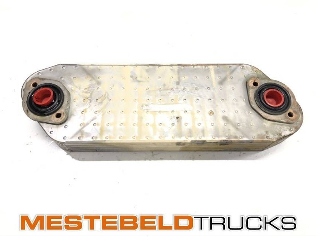 Volvo Oliekoeler D13K 500 - Dzinējs un rezerves daļas - Kravas automašīna: foto 1 Volvo Oliekoeler D13K 500 - Dzinējs un rezerves daļas - Kravas automašīna: foto 1