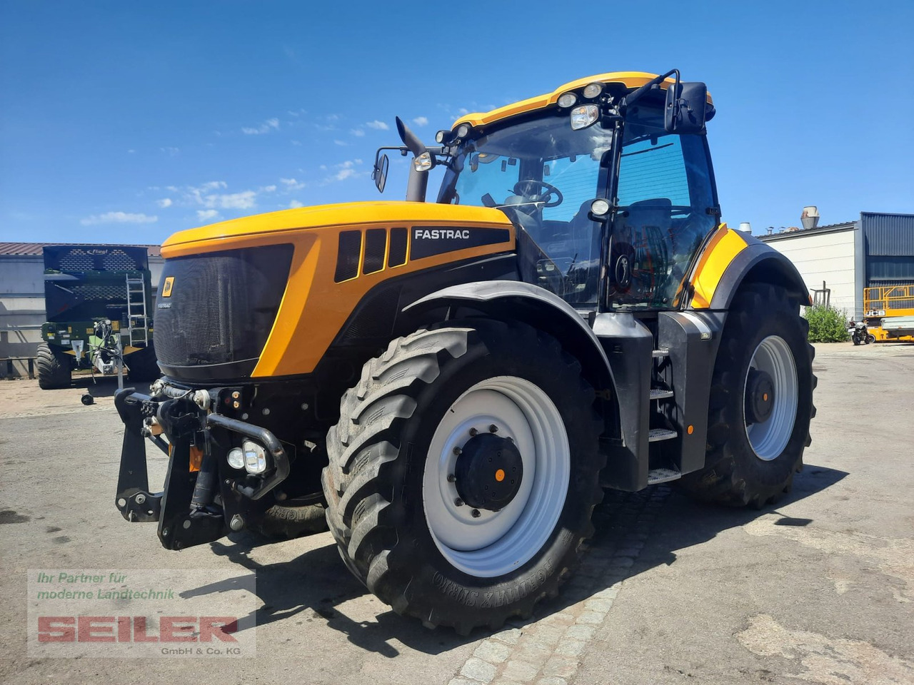 JCB Fastrac 8310 - Traktors: foto 5 JCB Fastrac 8310 - Traktors: foto 5