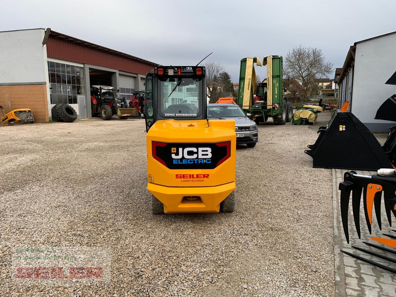 JCB TLT 35-22E Teletruk - Teleskopiskais iekrāvējs: foto 3 JCB TLT 35-22E Teletruk - Teleskopiskais iekrāvējs: foto 3
