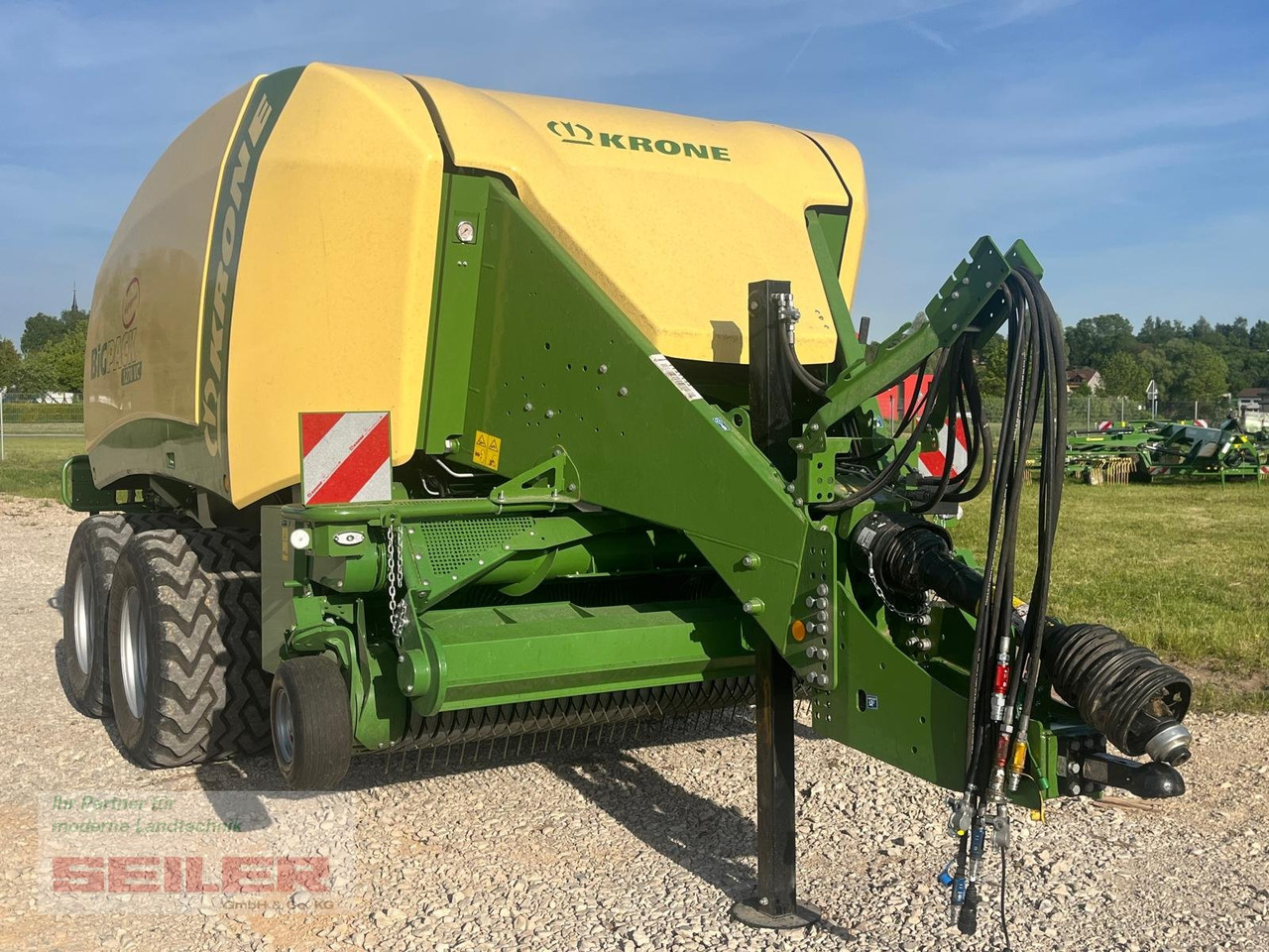 Krone Big Pack 1270 VC - Kīpu prese, Ruļļu ietinējs: foto 3 Krone Big Pack 1270 VC - Kīpu prese, Ruļļu ietinējs: foto 3