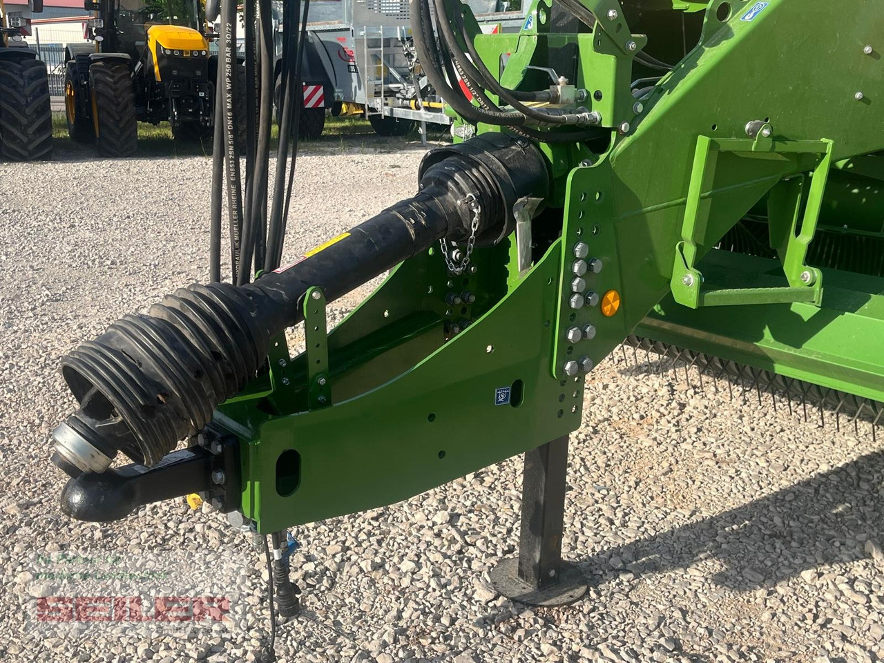 Krone Big Pack 1270 VC - Kīpu prese, Ruļļu ietinējs: foto 5 Krone Big Pack 1270 VC - Kīpu prese, Ruļļu ietinējs: foto 5