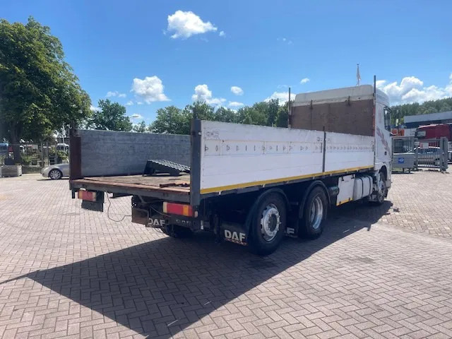 Bortu kravas automašīna/ Platforma DAF XF 95 8 Tires (6x2) euro 2: foto 7