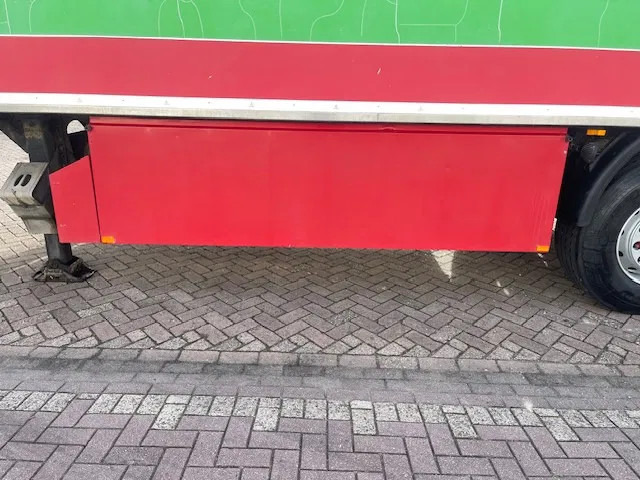 Kögel DISK BRAKE 7CM FRIGO BOX - Puspiekabe slēgtā virsbūve: foto 5 Kögel DISK BRAKE 7CM FRIGO BOX - Puspiekabe slēgtā virsbūve: foto 5