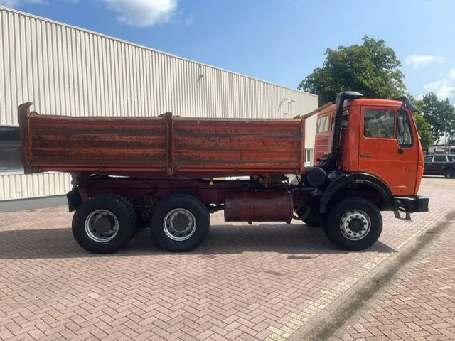 Mercedes-Benz SK 2635 V8 6X4 KIPPER FULL STEEL - Kravas automašīna pašizgāzējs: foto 5 Mercedes-Benz SK 2635 V8 6X4 KIPPER FULL STEEL - Kravas automašīna pašizgāzējs: foto 5