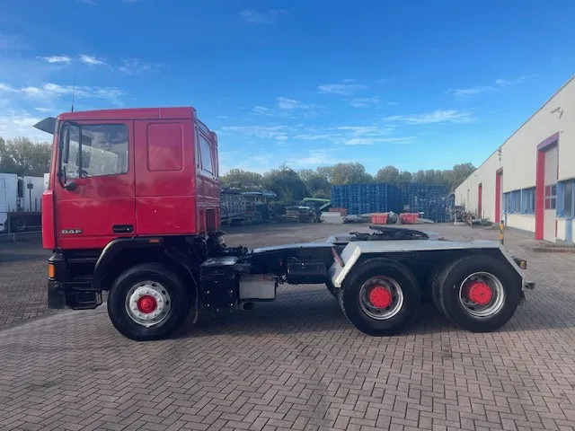 DAF 95.360 ATI 6X4 FULL SPRING - Vilcējs: foto 4 DAF 95.360 ATI 6X4 FULL SPRING - Vilcējs: foto 4