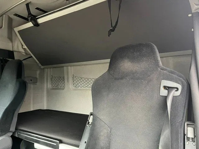 Vilcējs MAN TGX 18.480 Euro 5 Retarder 2-Tanks: foto 11