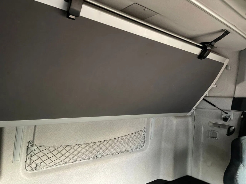 Vilcējs MAN TGX 18.480 Euro 5 Retarder 2 Tanks: foto 16