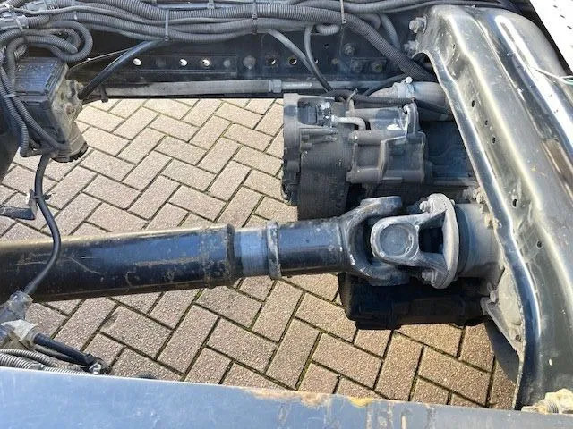 MAN TGX 18.480 Euro 5 Retarder - Vilcējs: foto 3 MAN TGX 18.480 Euro 5 Retarder - Vilcējs: foto 3