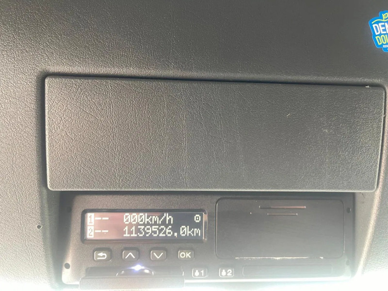 Vilcējs MAN TGX 18.560 Euro 6 Retarder 2Tank: foto 16 Vilcējs MAN TGX 18.560 Euro 6 Retarder 2Tank: foto 16