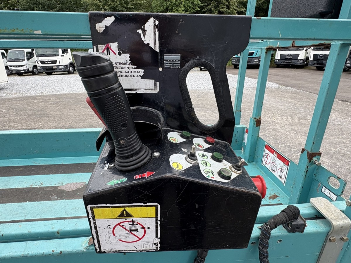 GENIE Haulotte Compact 8 baugleich GS 2032 sofort verf - Šķērveida pacēlājs: foto 5 GENIE Haulotte Compact 8 baugleich GS 2032 sofort verf - Šķērveida pacēlājs: foto 5