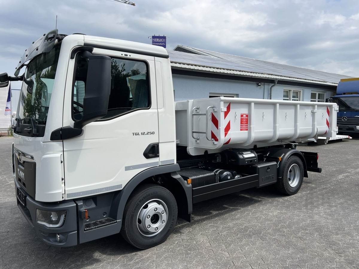 MAN TGL 12.250 BL NEU City Abrollkipper PowerMatic s - Pacēlājs ar āķi: foto 3 MAN TGL 12.250 BL NEU City Abrollkipper PowerMatic s - Pacēlājs ar āķi: foto 3