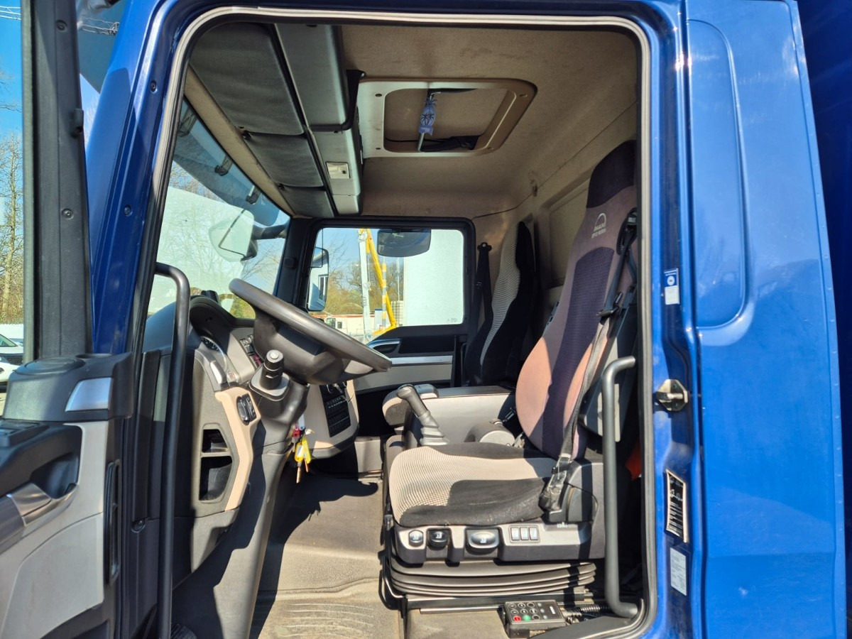 MAN TGL 8.220 BL Autotransporter Euro 6 AHK - Autovedējs, Komercauto: foto 2 MAN TGL 8.220 BL Autotransporter Euro 6 AHK - Autovedējs, Komercauto: foto 2
