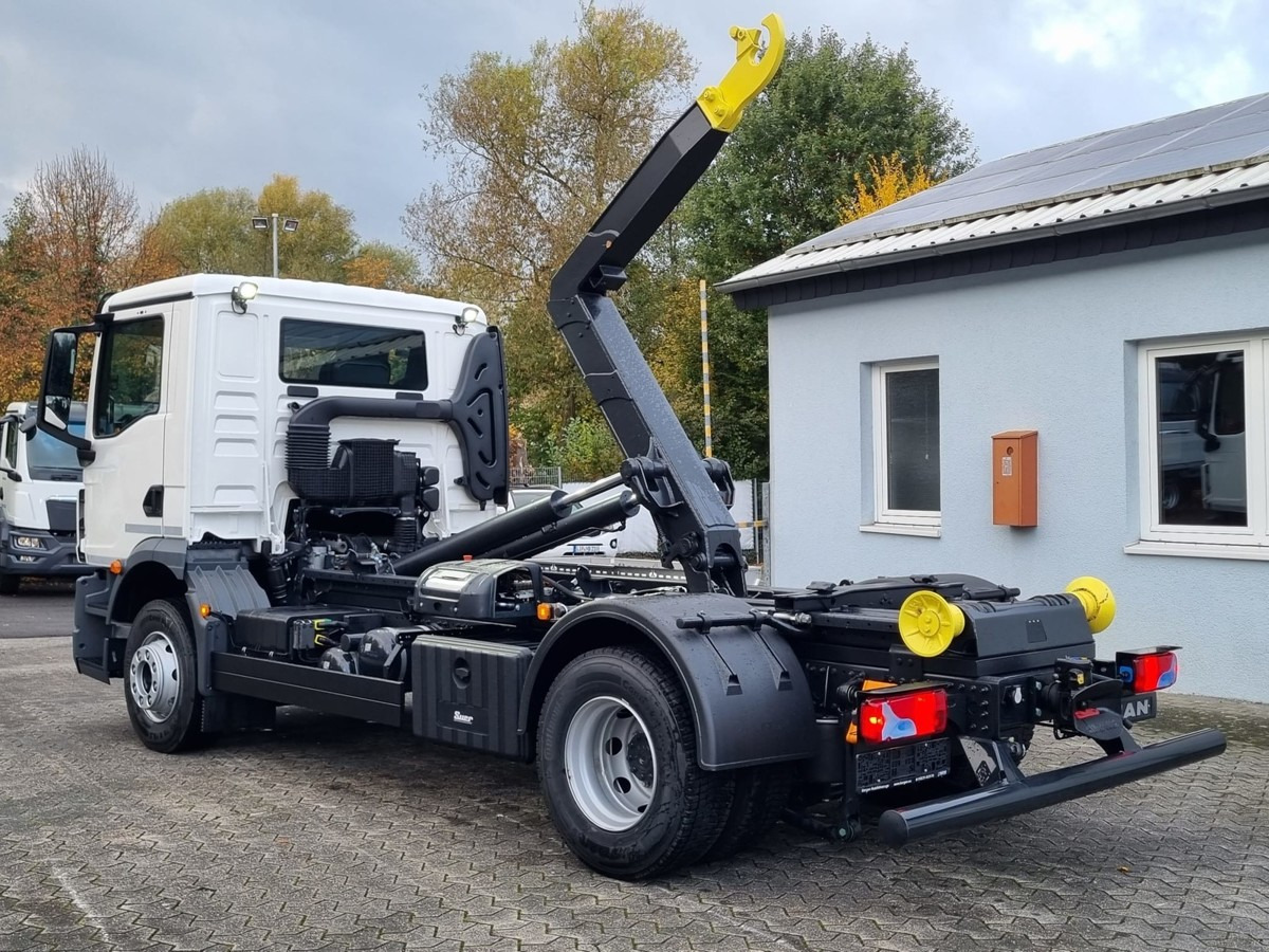 Jaunā Pacēlājs ar āķi MAN TGM 15.290 BL Abrollkipper PowerMatic Standheiz.: foto 15
