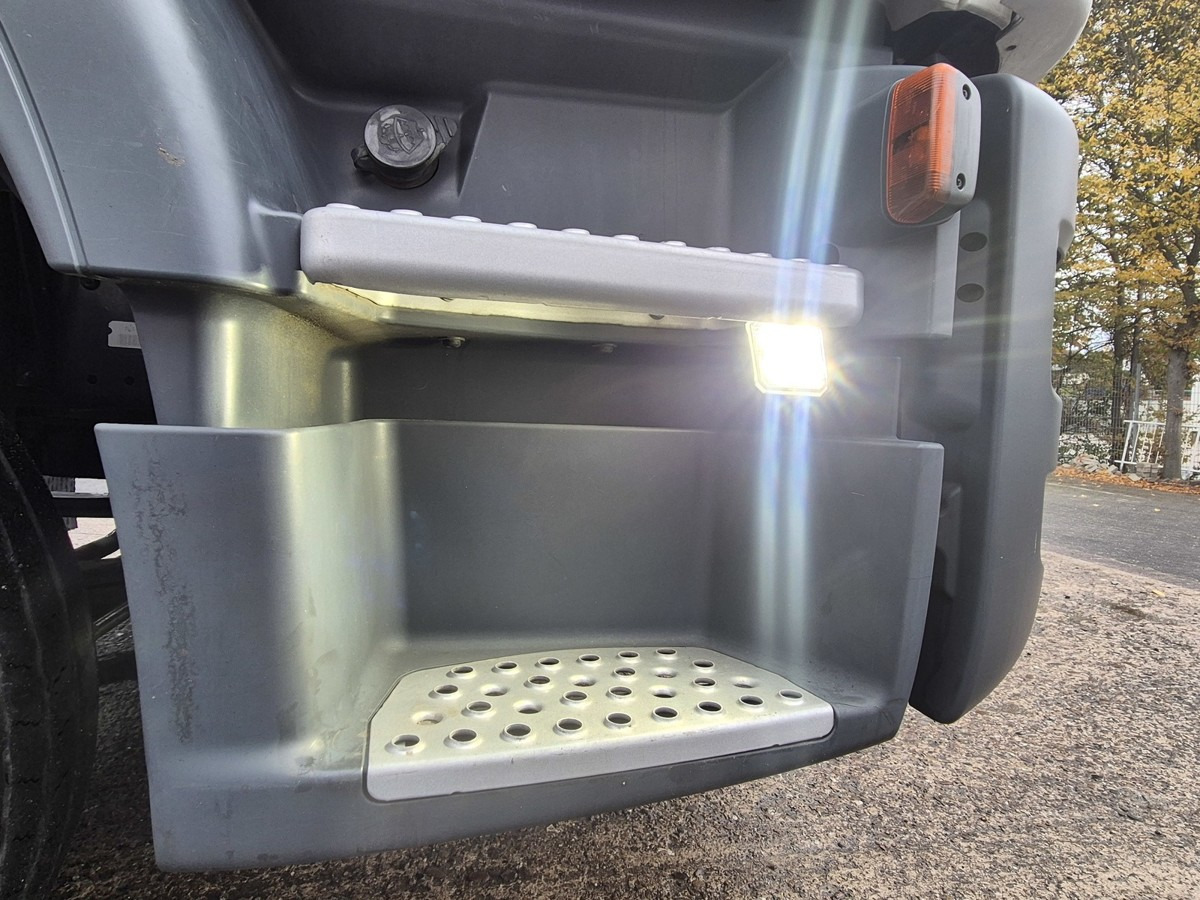 MAN TGM 15.290 BL Aut. Abrollkipper AHK - Pacēlājs ar āķi: foto 5 MAN TGM 15.290 BL Aut. Abrollkipper AHK - Pacēlājs ar āķi: foto 5