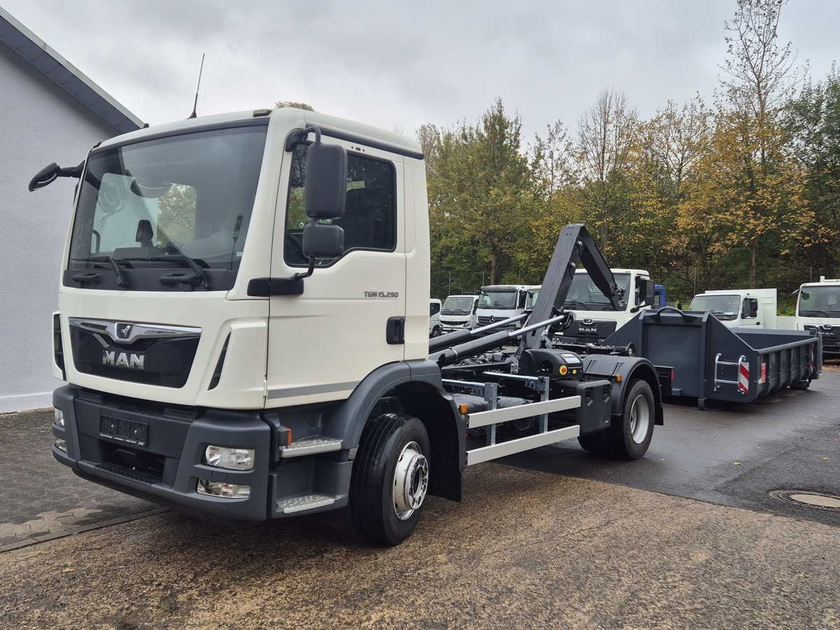 MAN TGM 15.290 BL Aut. Abrollkipper AHK - Pacēlājs ar āķi: foto 4 MAN TGM 15.290 BL Aut. Abrollkipper AHK - Pacēlājs ar āķi: foto 4