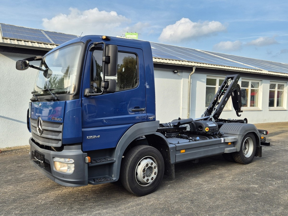 MERCEDES-BENZ 1224 L Atego City Abrollkipper NEU AHK Euro 6 - Pacēlājs ar āķi: foto 4 MERCEDES-BENZ 1224 L Atego City Abrollkipper NEU AHK Euro 6 - Pacēlājs ar āķi: foto 4