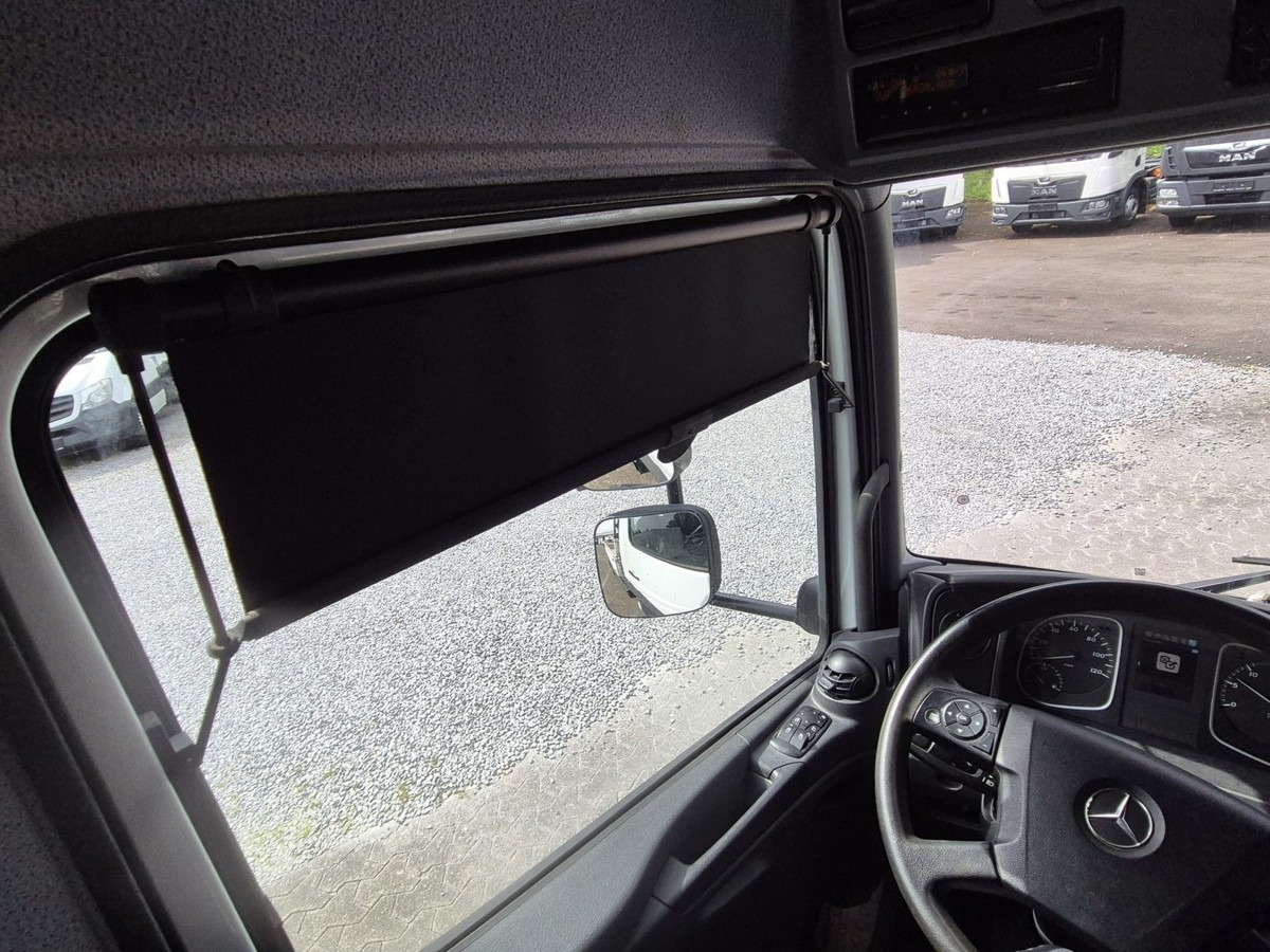 MERCEDES-BENZ Atego 823 3-Seiten Kipper Meiller 2 x AHK - Komercauto pašizgāzējs: foto 5 MERCEDES-BENZ Atego 823 3-Seiten Kipper Meiller 2 x AHK - Komercauto pašizgāzējs: foto 5