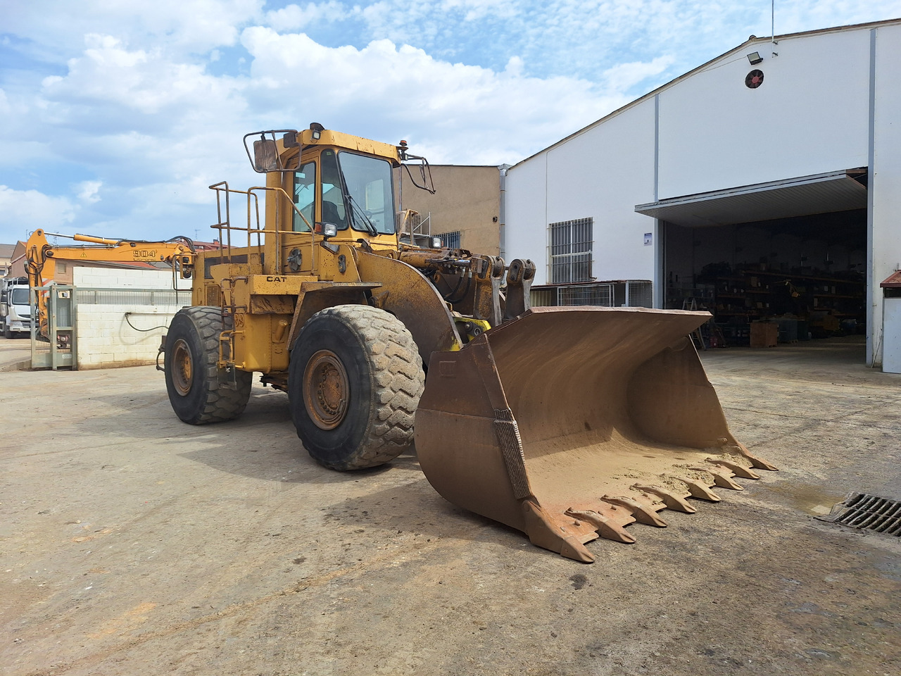 CATERPILLAR 980 C - Riteņu iekrāvējs: foto 2 CATERPILLAR 980 C - Riteņu iekrāvējs: foto 2