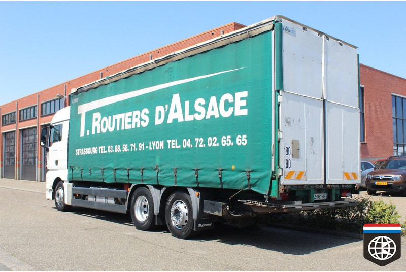 MAN TGX 26 440 RETARDER - NIGHT A/C - Kravas automašīna ar tentu: foto 4 MAN TGX 26 440 RETARDER - NIGHT A/C - Kravas automašīna ar tentu: foto 4