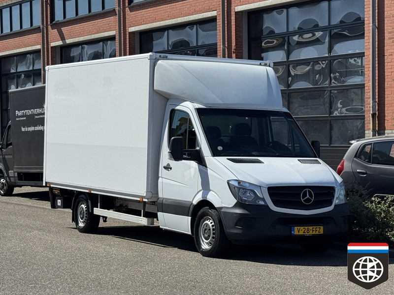 Furgons ar slēgtā virsbūve Mercedes-Benz Sprinter 316 CDI 1000kg load capacity - box - tailf lift: foto 8
