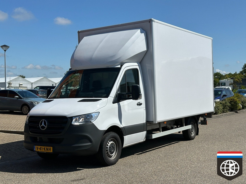 Mercedes-Benz Sprinter - Furgons ar slēgtā virsbūve: foto 3 Mercedes-Benz Sprinter - Furgons ar slēgtā virsbūve: foto 3