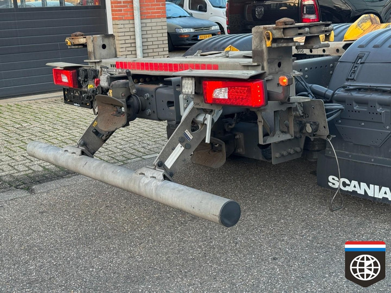 Scania R450 6X2/4 Highline Retarder Night a/c Full air - BDF CHASSIS - Concourstaat - Konteineru vedējs/ Kravas automašīna ar noņemamā virsbūve: foto 5 Scania R450 6X2/4 Highline Retarder Night a/c Full air - BDF CHASSIS - Concourstaat - Konteineru vedējs/ Kravas automašīna ar noņemamā virsbūve: foto 5