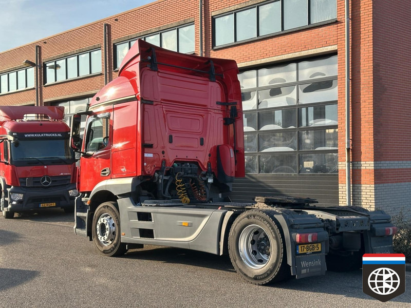 Mercedes-Benz ACTROS 1840 / STREAMSPACE / FULL SPOILER - Vilcējs: foto 4 Mercedes-Benz ACTROS 1840 / STREAMSPACE / FULL SPOILER - Vilcējs: foto 4