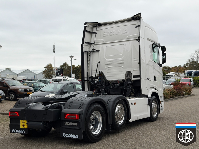 Scania 590 S 6X2/4 - Full air - Retarder PTO - SLIDE fifth wheel - King of the Road - Vilcējs: foto 3 Scania 590 S 6X2/4 - Full air - Retarder PTO - SLIDE fifth wheel - King of the Road - Vilcējs: foto 3