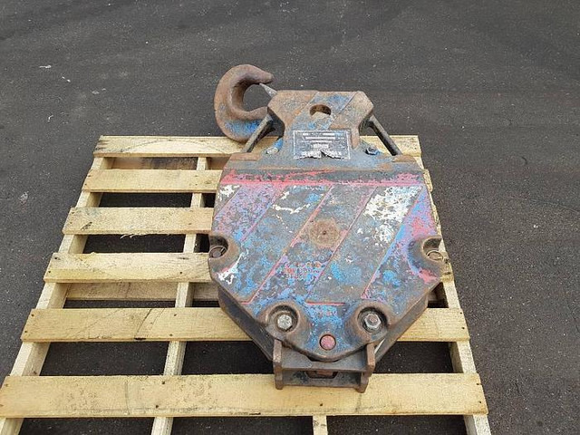 Crane parts and equipment 16Ton - Celtnis: foto 2 Crane parts and equipment 16Ton - Celtnis: foto 2