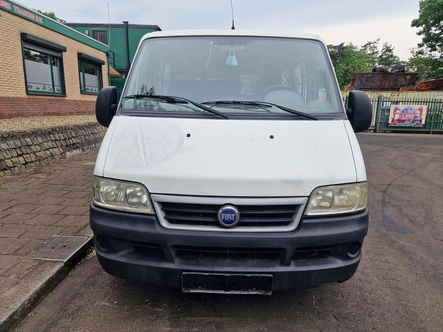 Fiat Ducato 2.0 JTD - Kravas mikroautobuss: foto 2 Fiat Ducato 2.0 JTD - Kravas mikroautobuss: foto 2