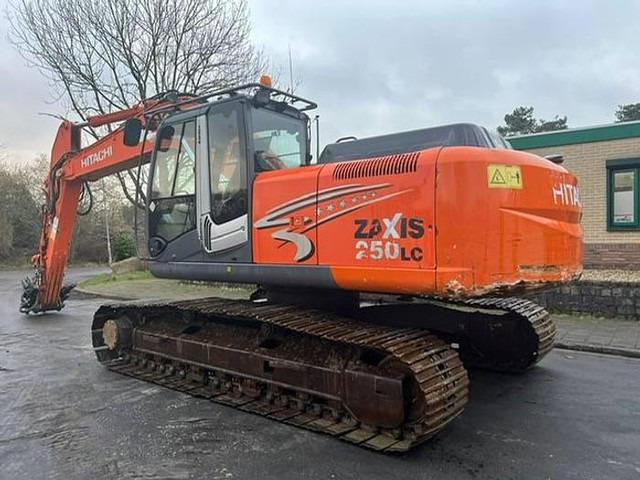 Hitachi ZX250LC-3 - ZX 250 LC - ZX250 - Ekskavators: foto 2 Hitachi ZX250LC-3 - ZX 250 LC - ZX250 - Ekskavators: foto 2