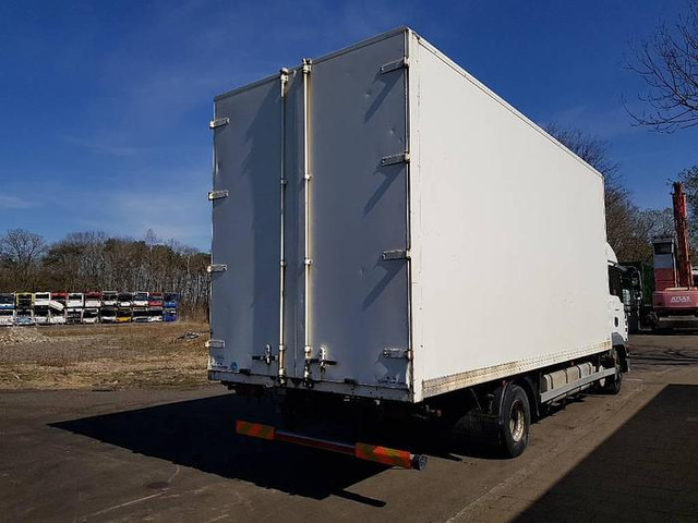 MAN TGL 12.210 4x2 BL - Kravas automašīna ar slēgto virsbūvi: foto 4 MAN TGL 12.210 4x2 BL - Kravas automašīna ar slēgto virsbūvi: foto 4