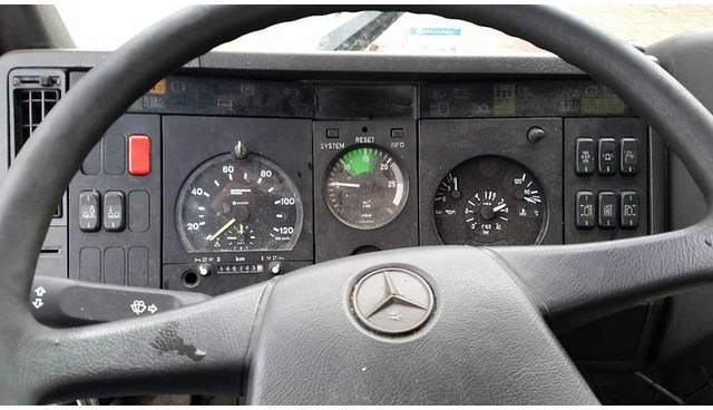 Šasija kravas automašīna Mercedes-Benz 2524 L: foto 13