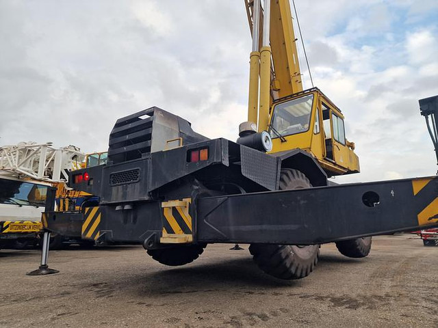 Celtnis nelīdzenām virsmām Tadano TR-400E: foto 12