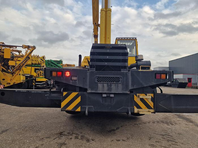 Celtnis nelīdzenām virsmām Tadano TR-400E: foto 13