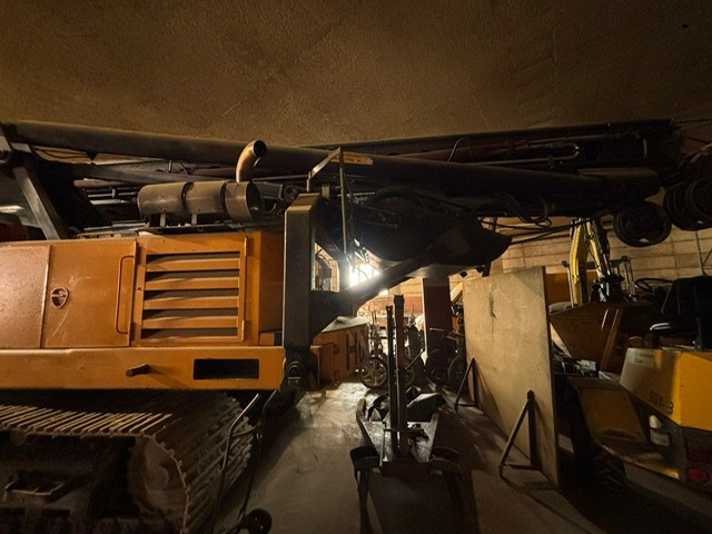 Akerman Banut H14B - Pāļu dzinējs: foto 5 Akerman Banut H14B - Pāļu dzinējs: foto 5