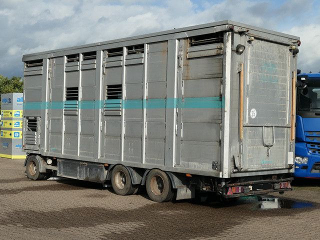 Bannas AT 24.83, 3 Etagen, Schweine, Liftachse - Piekabe dzīvnieku pārvadāšanai: foto 2 Bannas AT 24.83, 3 Etagen, Schweine, Liftachse - Piekabe dzīvnieku pārvadāšanai: foto 2