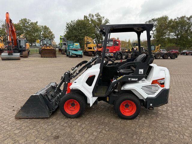 Bobcat L28, Schaufel, Palettengabel, S.W.S. - Riteņu iekrāvējs: foto 3 Bobcat L28, Schaufel, Palettengabel, S.W.S. - Riteņu iekrāvējs: foto 3