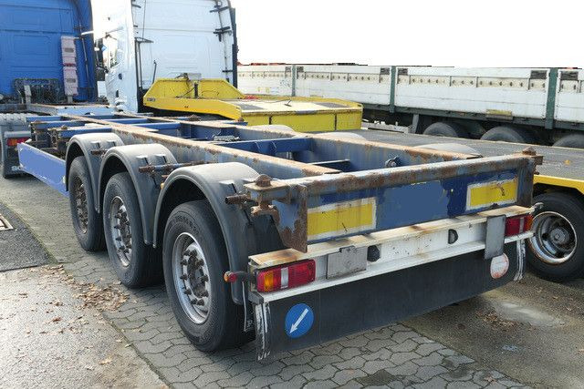 Carnehl CCS/HS, 1x20/2x20/1x30/1x40 Fuß Container, Lift - Puspiekabe noņemamā virsbūve/ Konteineru vedējs: foto 2 Carnehl CCS/HS, 1x20/2x20/1x30/1x40 Fuß Container, Lift - Puspiekabe noņemamā virsbūve/ Konteineru vedējs: foto 2