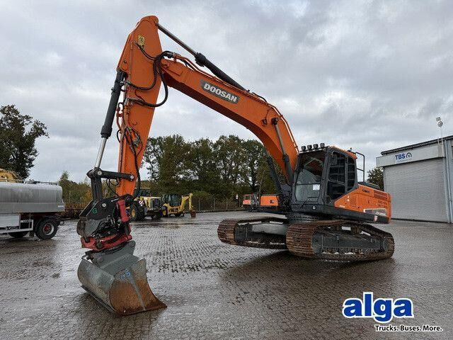 Doosan DX 255 LC-5, Rototilt,Div. Löffel,Greifer+Hammer - Kāpurķēžu ekskavators: foto 1 Doosan DX 255 LC-5, Rototilt,Div. Löffel,Greifer+Hammer - Kāpurķēžu ekskavators: foto 1