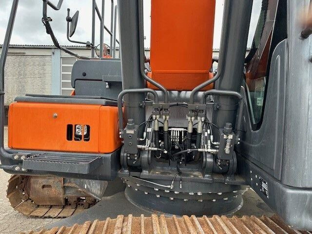 Doosan DX 255 LC-5/Schnellwechsel System/Rototilt R8 - Kāpurķēžu ekskavators: foto 4 Doosan DX 255 LC-5/Schnellwechsel System/Rototilt R8 - Kāpurķēžu ekskavators: foto 4
