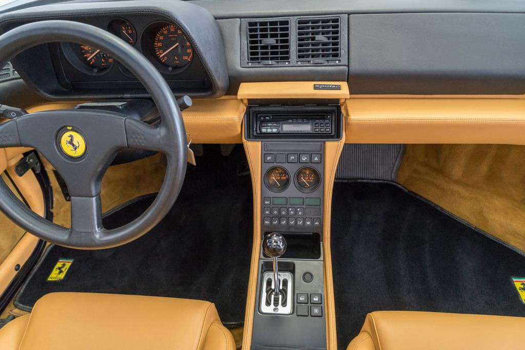 Vieglā automašīna Ferrari 348 Spider/TOP Zustand/Zahnriemen+TÜV neu!: foto 14
