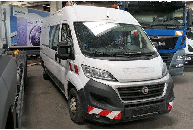 Fiat Ducato MultiCab, 6 Sitze, AHK, Klima, Trennwand - Kravas mikroautobuss: foto 2 Fiat Ducato MultiCab, 6 Sitze, AHK, Klima, Trennwand - Kravas mikroautobuss: foto 2
