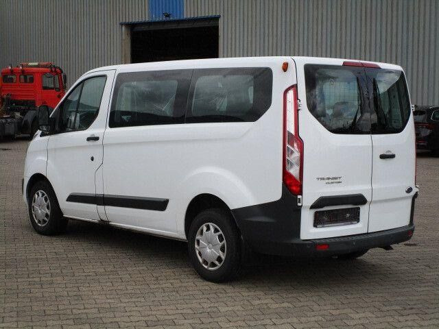 Ford Transit Custom, 9 Sitze, Euro 6 - Mikroautobuss, Pasažieru furgons: foto 2 Ford Transit Custom, 9 Sitze, Euro 6 - Mikroautobuss, Pasažieru furgons: foto 2