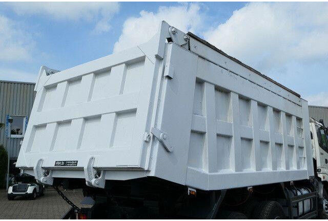 Foton Daimler TX 3234 6x4, Stahl, 20m³ - Kravas automašīna pašizgāzējs: foto 4 Foton Daimler TX 3234 6x4, Stahl, 20m³ - Kravas automašīna pašizgāzējs: foto 4