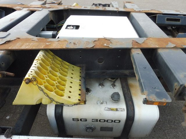 Krone SD, Alle Container, Thermo King , Alu-Felgen,BPW - Puspiekabe noņemamā virsbūve/ Konteineru vedējs: foto 4 Krone SD, Alle Container, Thermo King , Alu-Felgen,BPW - Puspiekabe noņemamā virsbūve/ Konteineru vedējs: foto 4